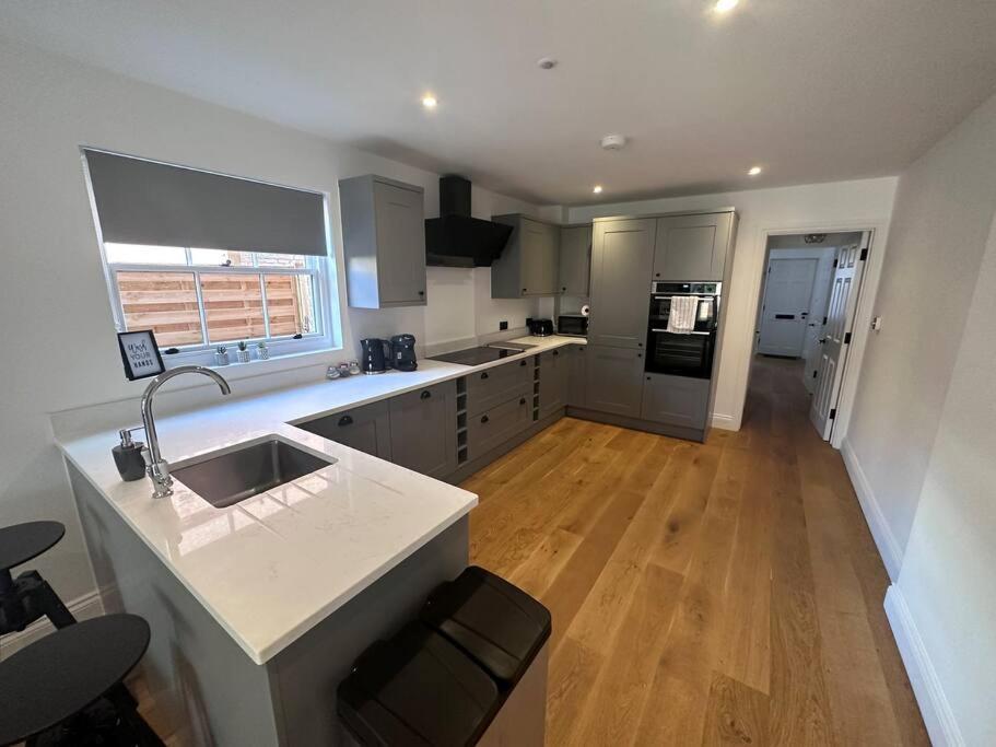 Riverside 3 Bed House Vila Winchester Exterior foto